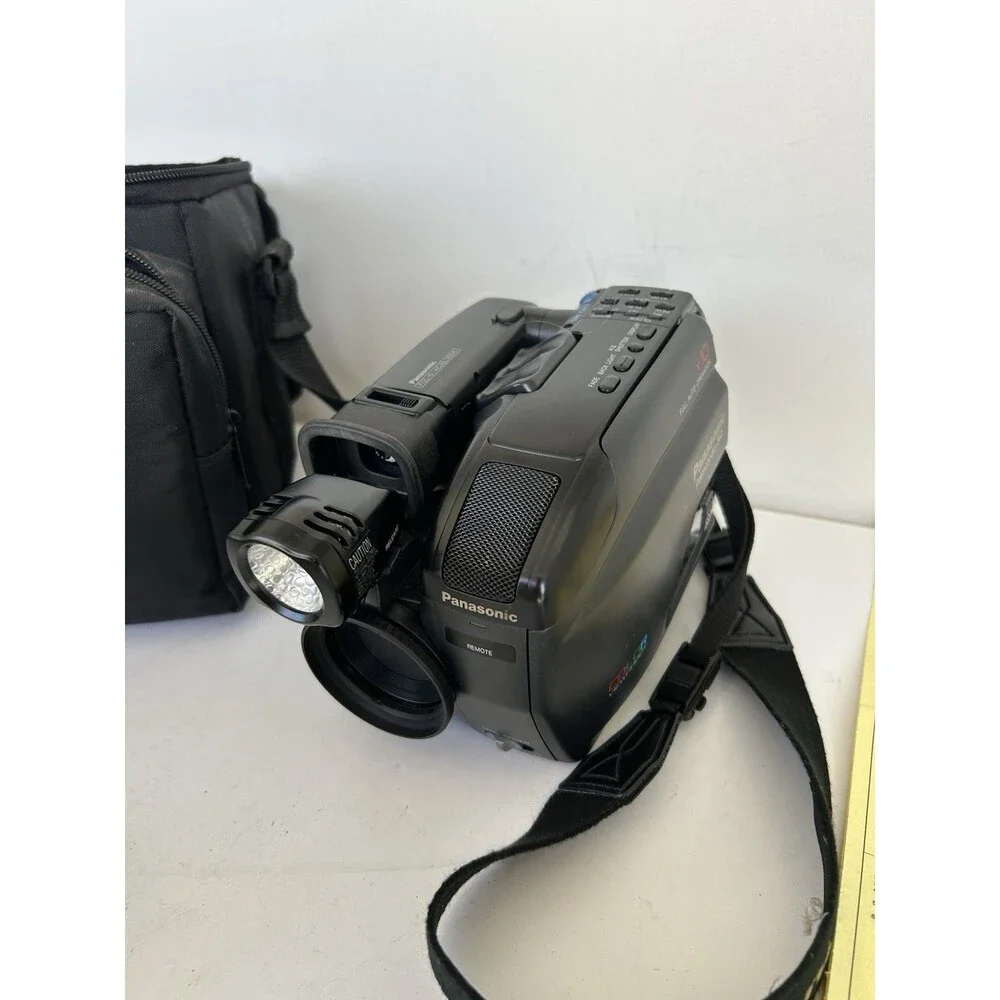 Panasonic PV-IQ403D VHS-C Camcorder Kit Case Charger Batteries Remote AS-IS Part